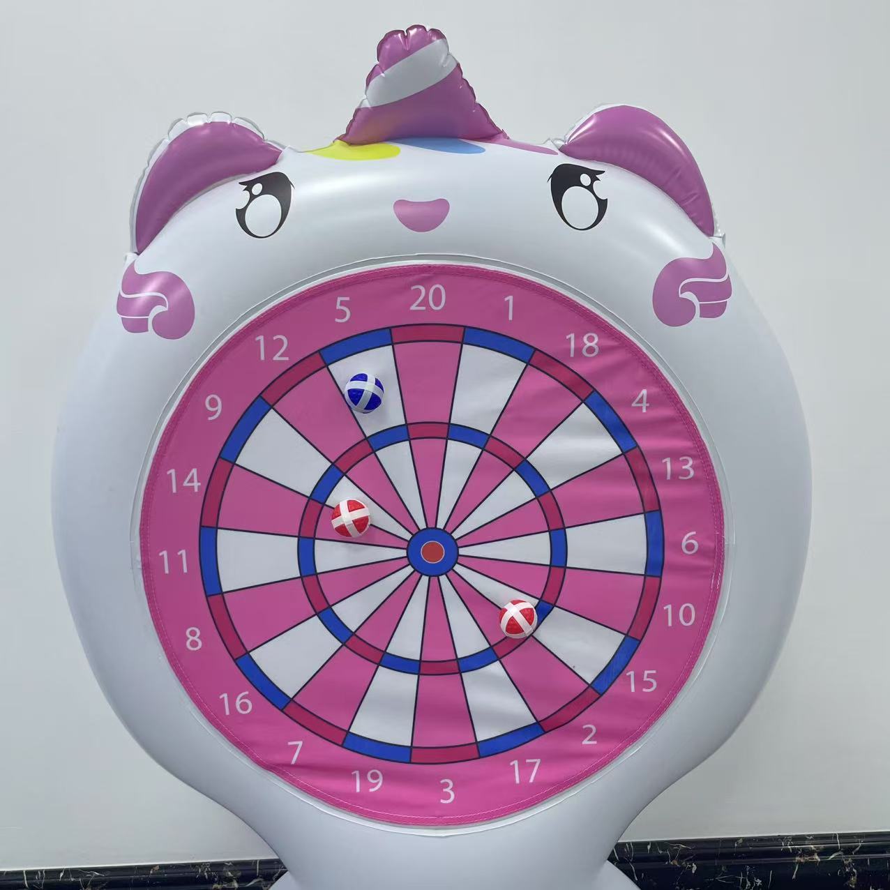 Nadmuchiwany Jednorożec do rzu – Party Games Kids recenzja i cena